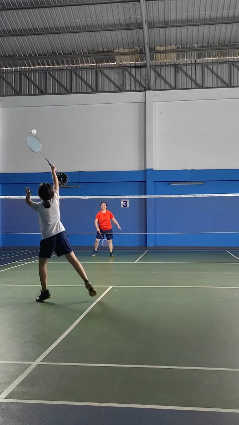 สนามแบดมินตัน เทราวิน คอร์ท - 3