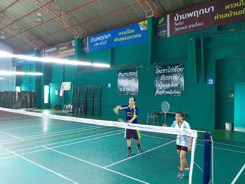 สนามแบดมินตัน เพชรอนันต์ - 2