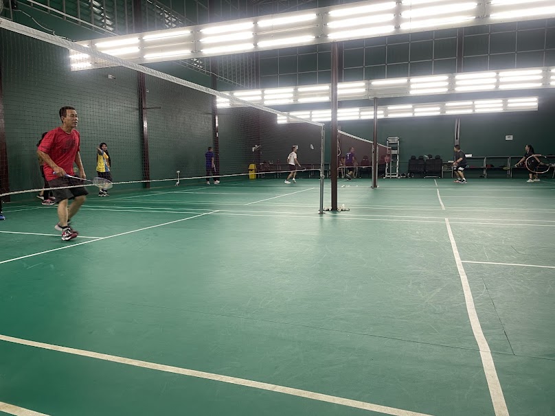 สนามแบดมินตัน เวฬุวันสปอร์ตคลับยะลา