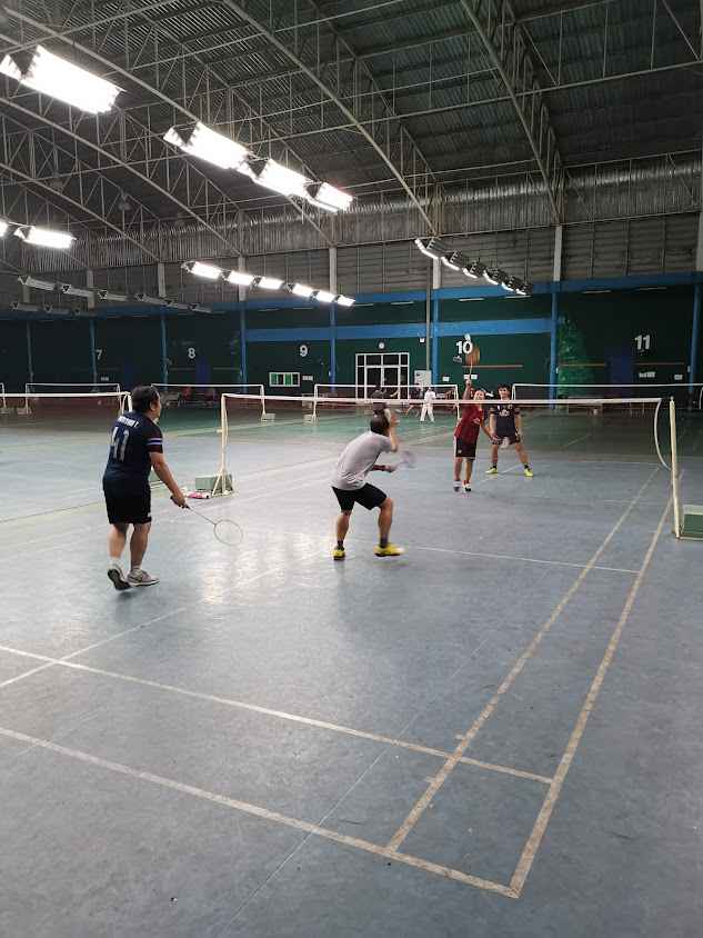 Badminton Court Soi Suwinthawong 11