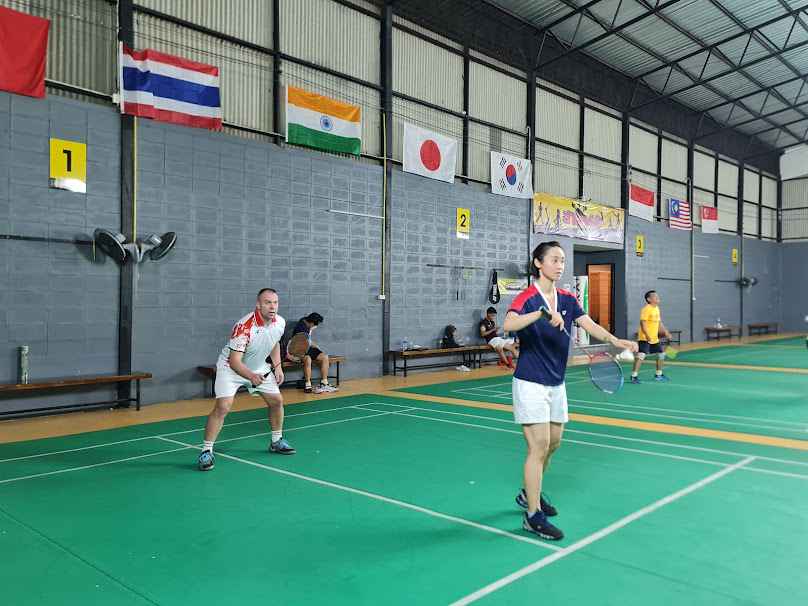 สนามแบดสาธุ49