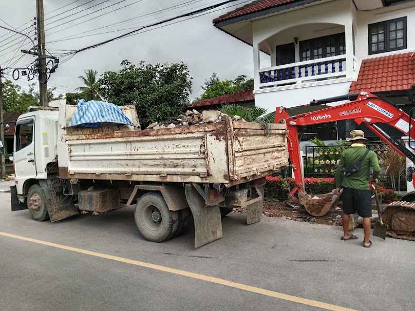 สมนึกเเม็คโคร รับเหมาเคลียริ่งพื้นที่ - 2