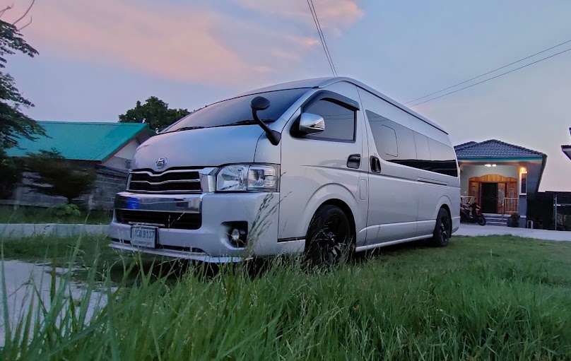 สมาธิ รถตู้เช่าขับเอง samaticarrental - 4