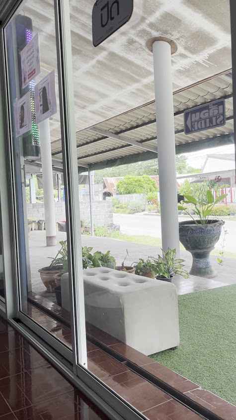 สวัสดี บาร์เบอร์ & ซาลอน (Sawatdee Barber & Salon) - 3