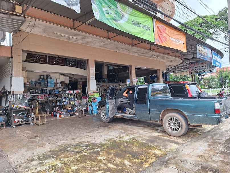 สุเทพประดับยนต์