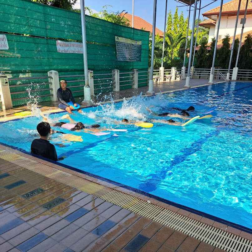 สโมสรบ้านรุ่งอรุณ 3 - 2