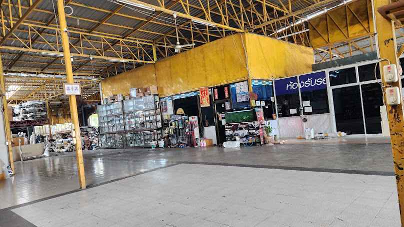 หนองประทีปประดับยนต์ - 2