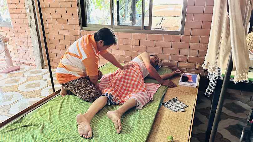 หมอโต่น นวดไทยสกิดเส้น - 1