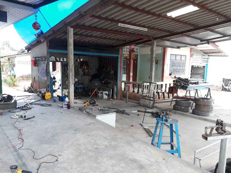 ห้างหุ้นส่วนจำกัด เบญญาพร เเทรคเตอร์