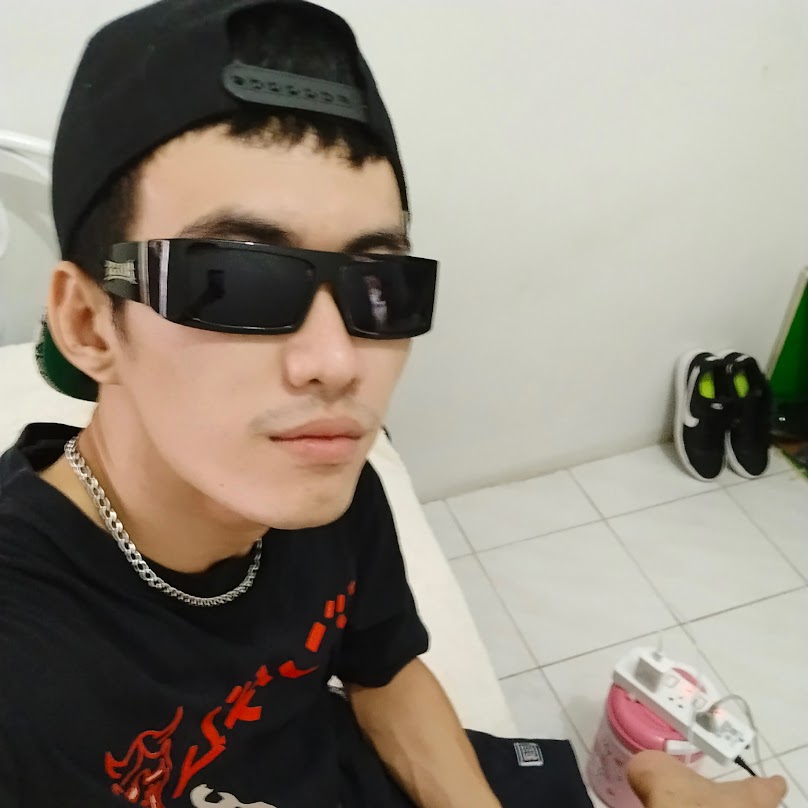 อภิสิทธิ์ บาร์เบอร์ - 3