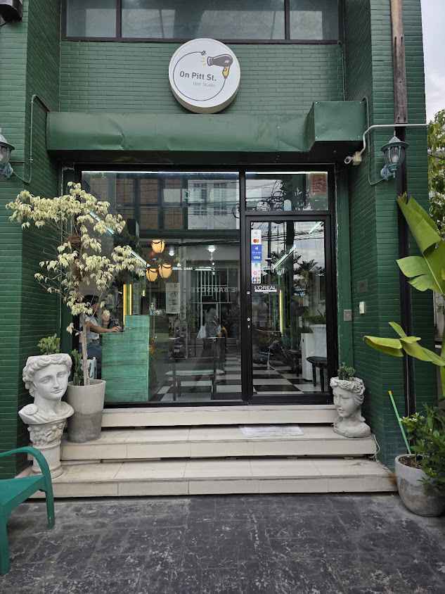 ออน พิทท์ สตรีท แฮร์สตูดิโอ สาขานิมมานซอย 9