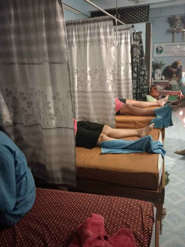 อันนวดแก้อาการ อาจารย์ลุนนีย์ - 4