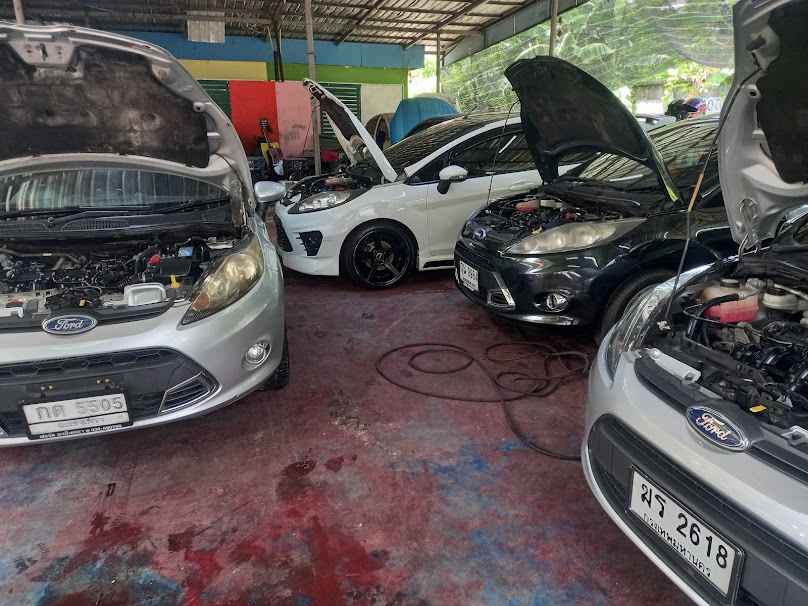 อู่ช่างเจี๊ยบ JY Ford
