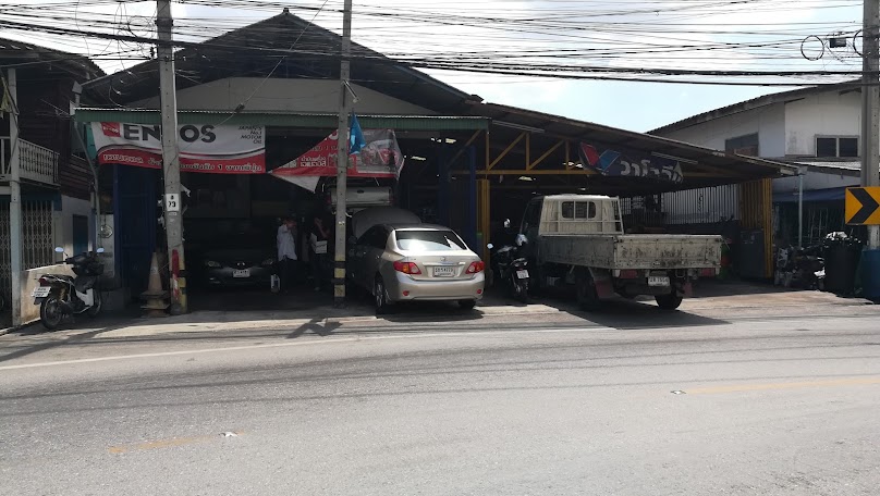 อู่ช่างเจี๊ยบ JY Ford - 3