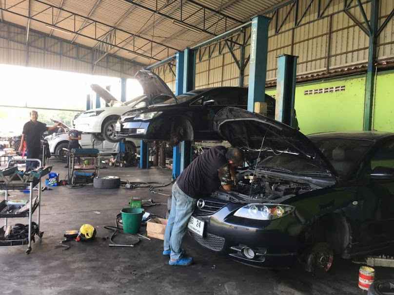 Wichai Auto Service 2