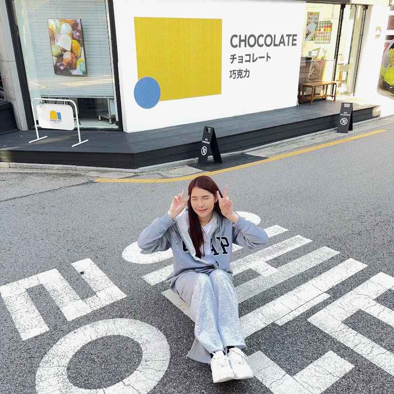 อ่อนช้อย1 ทำเล็บ ต่อขนตา สาขาตลาดธานินทร์ ราชภัฏ - 4