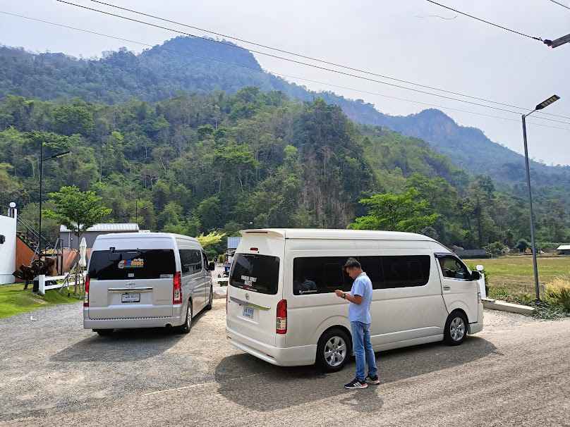 เช่ารถตู้พิษณุโลก รถตู้ให้เช่าพิษณุโลก เช่ารถตู้VIPพิษณุโลก ให้เช่ารถตู้ VIP พิษณุโลก รถตู้พิษณุโลกให้เช่า รถตู้พิษณุโลก