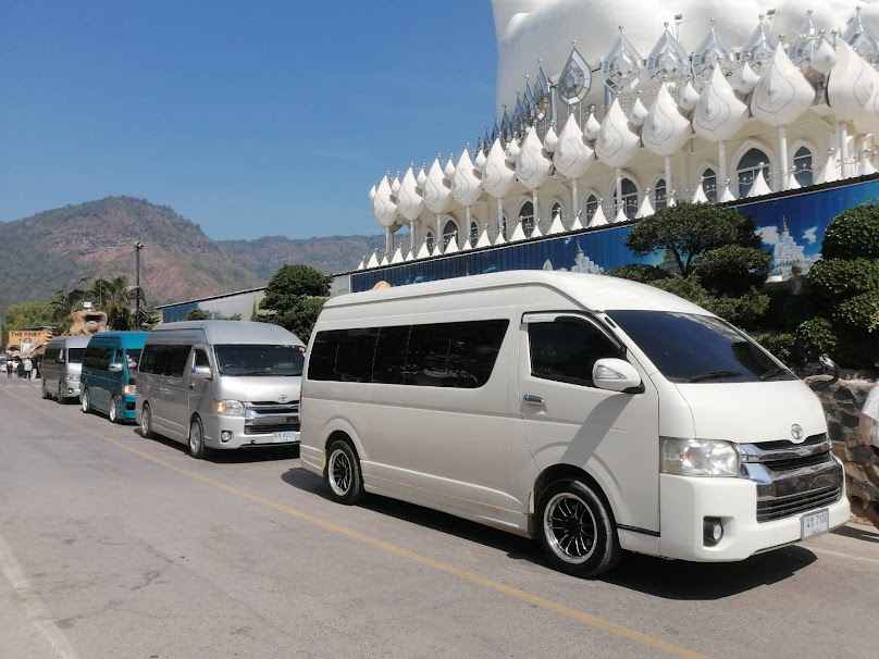 เช่ารถตู้พิษณุโลก รถตู้ให้เช่าพิษณุโลก เช่ารถตู้VIPพิษณุโลก ให้เช่ารถตู้ VIP พิษณุโลก รถตู้พิษณุโลกให้เช่า รถตู้พิษณุโลก - 4