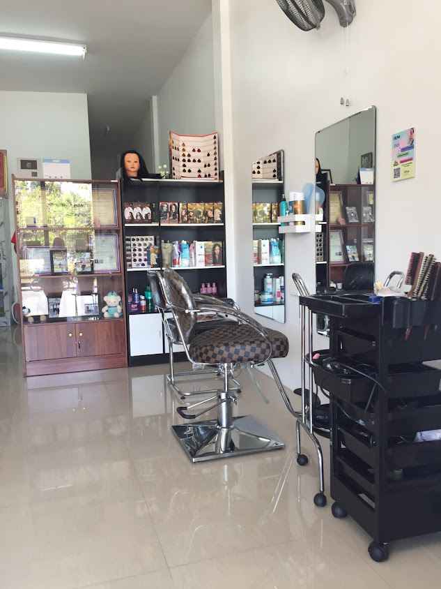 เป็นที่รัก Salon - 2