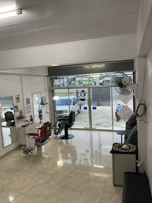 เรื่องของผมร้านตัดผมหญิงชายสไตล์วินเทจ - 3