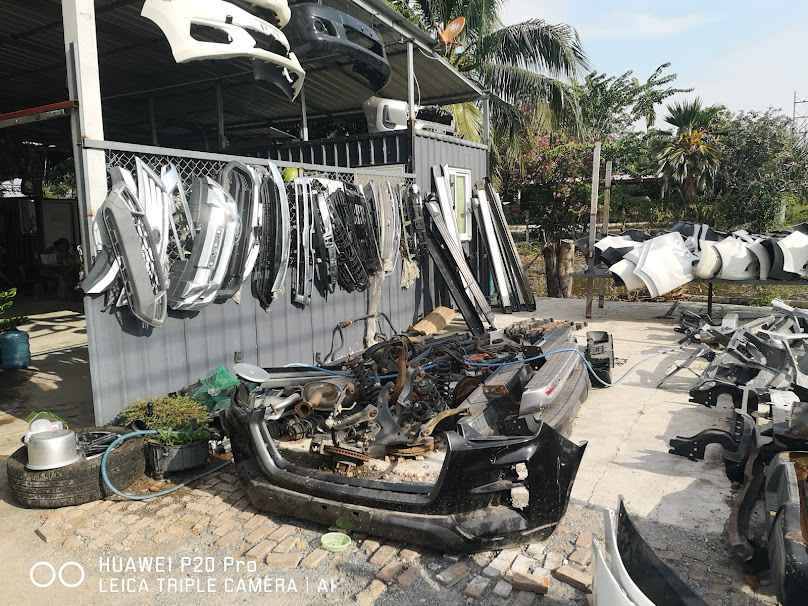 เอี่ยว อะไหล่เก่า รับสไลด์รถทั่วประเทศ - 2