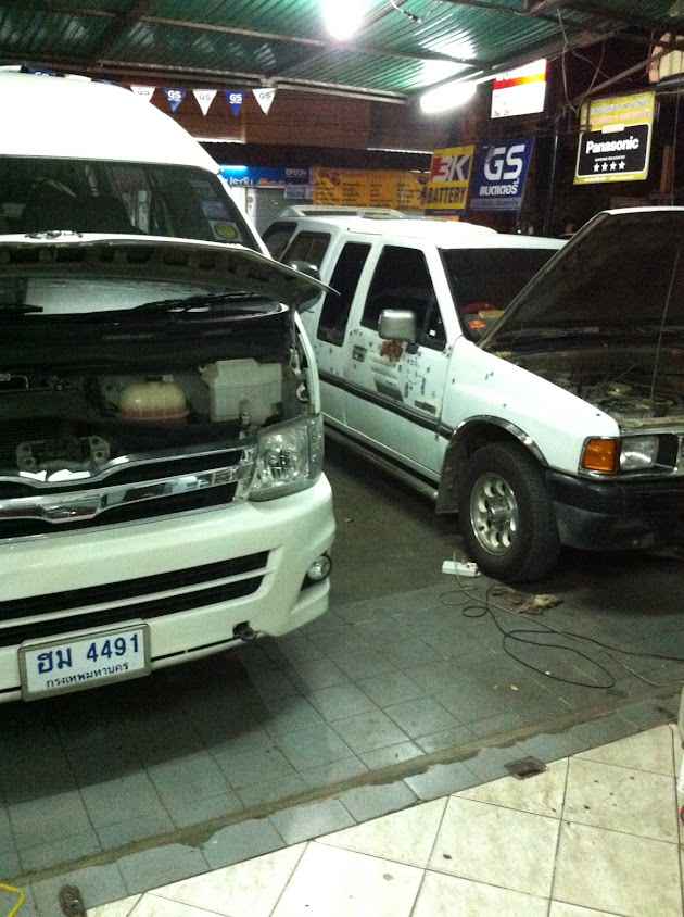 เอ็ม แอร์ เซอร์วิส - 2