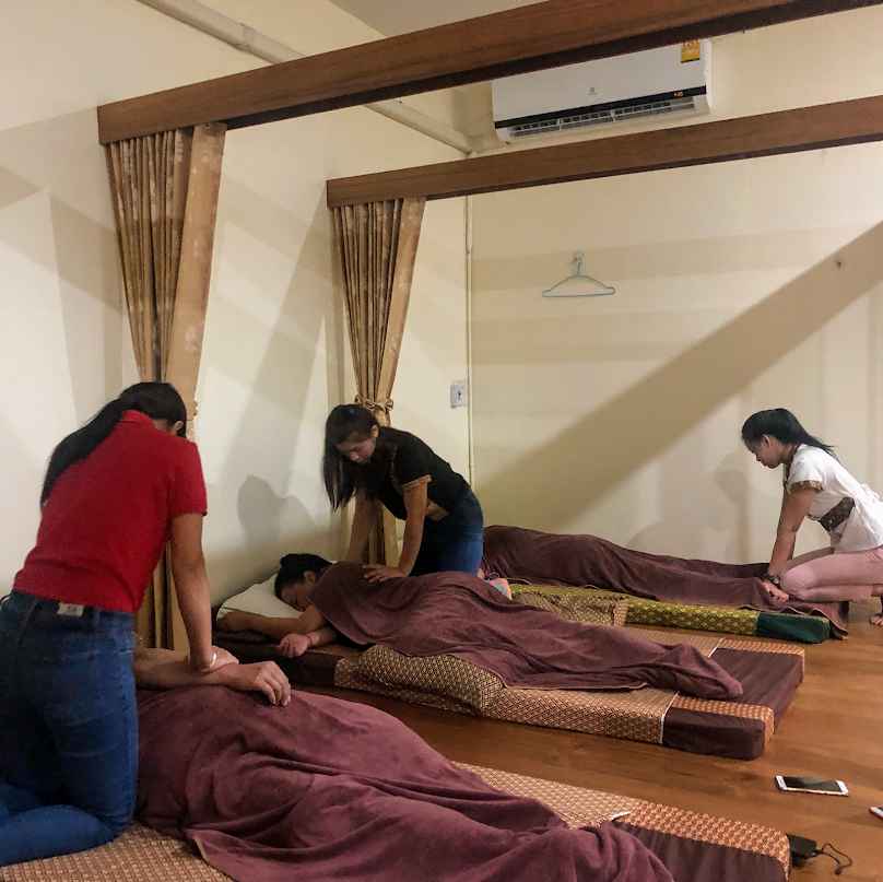 เฮือนล้านนานวดเพื่อสุขภาพ (Huen Lanna Massage) - 2
