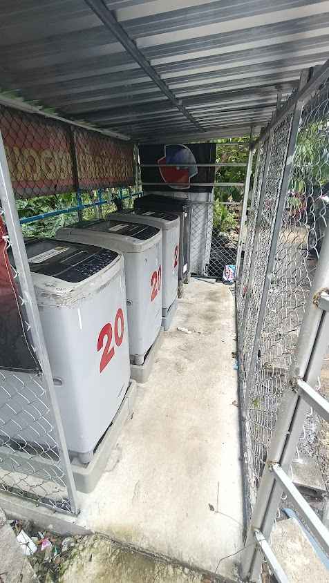 เเหม่ม ซัก อบ รีด
