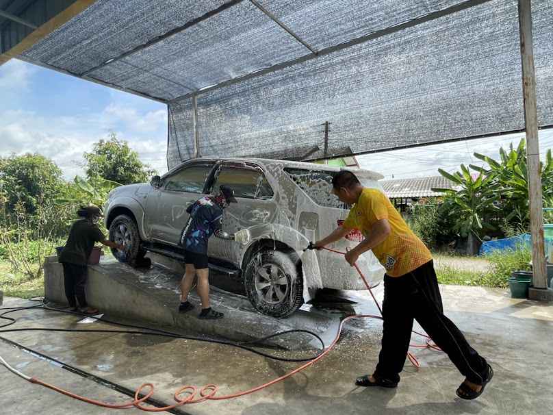 แดดดี้ คาร์วอช อ่างทอง Daddy’s car wash Angthong - 3
