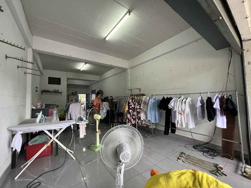 แสงระวี ร้านซักอบรีด