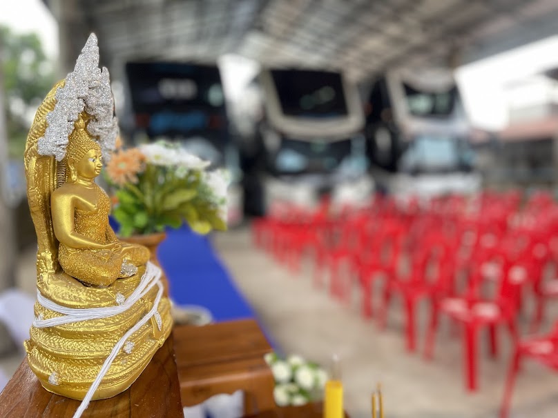 โรงจอดรถบัส&รถตู้ น่านฟ้าสมายล์ - 3