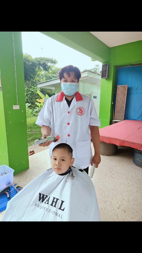 โรงเรียนจเรสอนตัดผมชายเชียงราย - 3