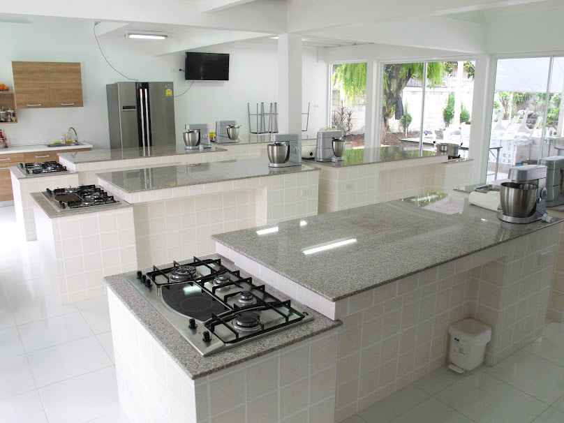modern housewife - 4