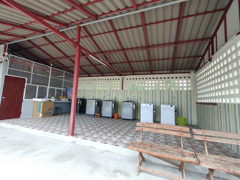 โอภาสซักอบรีด