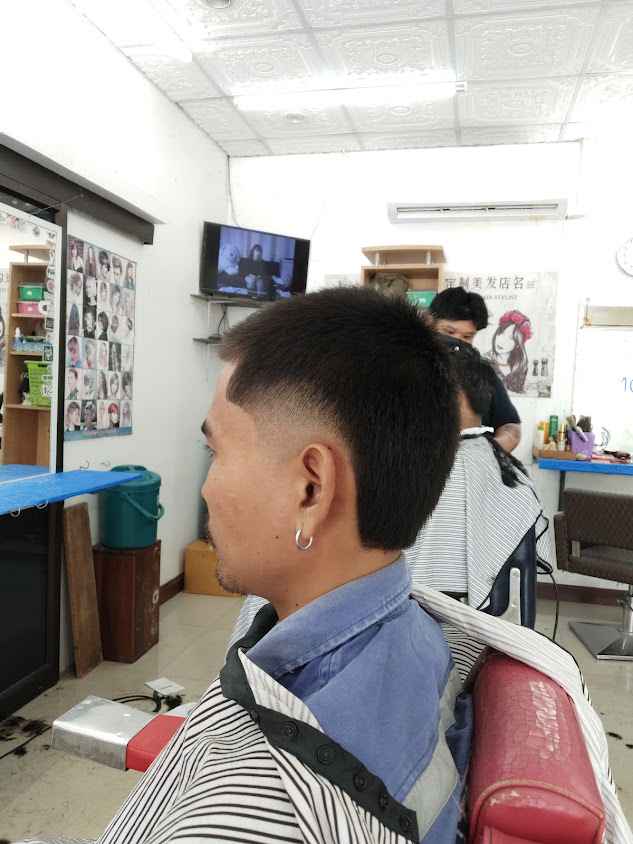 1 ตัดผมชาย (จุดพักหล่อ) - 2