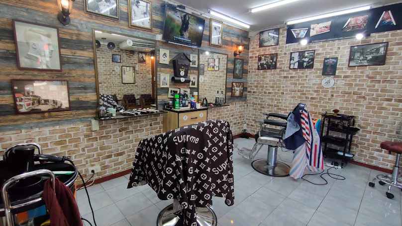 25hr barber and hairdresser