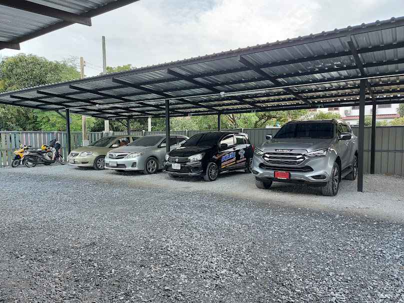 3หนุ่ม Car Park - 2