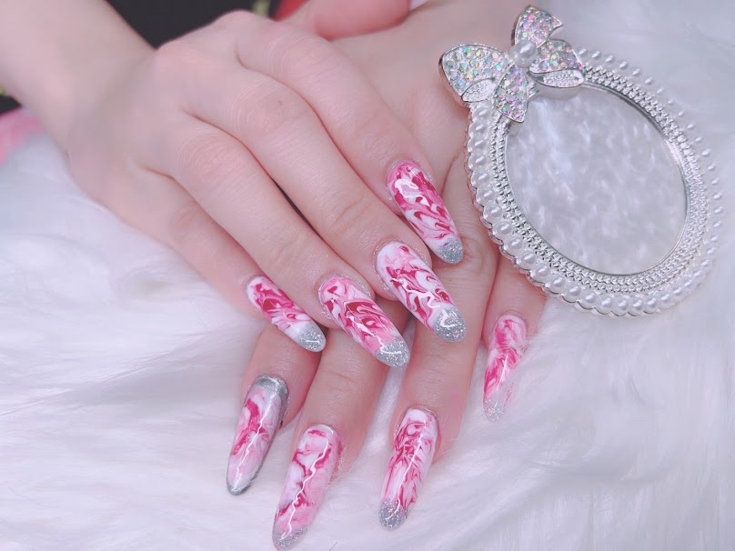 AA salon&Nail ร้านเสริมสวย ทำเล็บ สักคิ้ว สักปาก