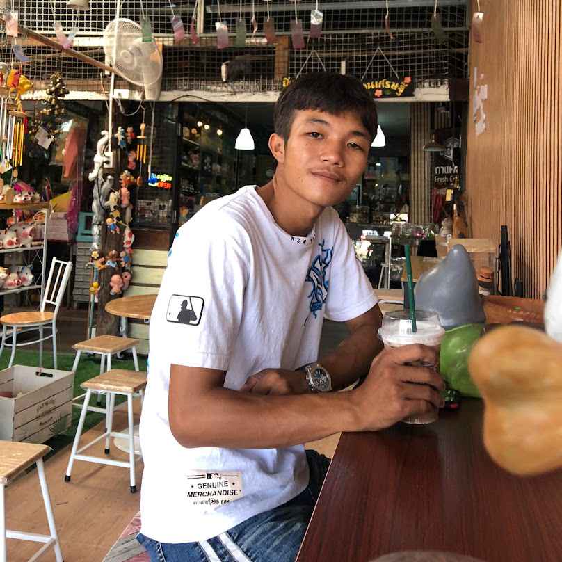 AIS Shop โรบินสันสมุทรปราการ