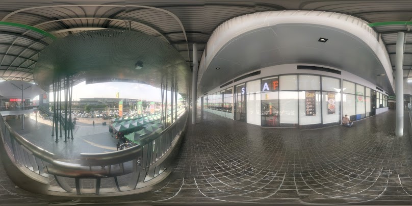 AIS Shop โรบินสันสมุทรปราการ - 1