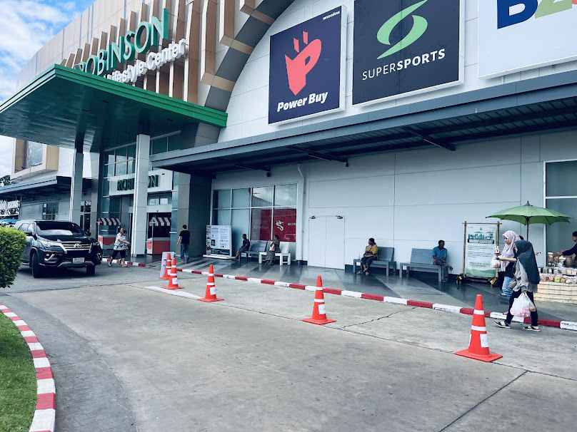 AIS Shop Robinson Roiet - 3