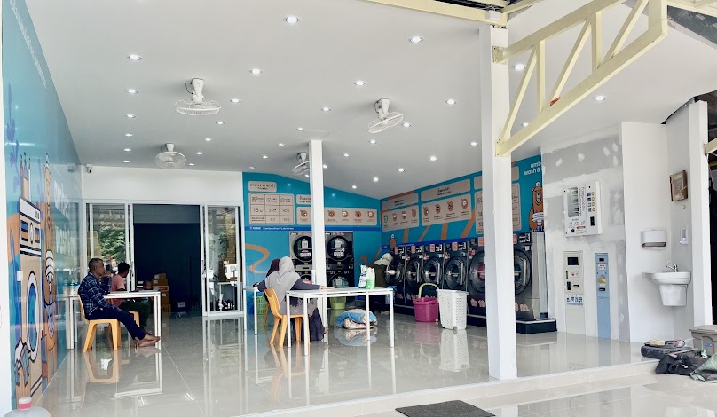 Ambaer Wash & Dry สาขามะกรูด - 2