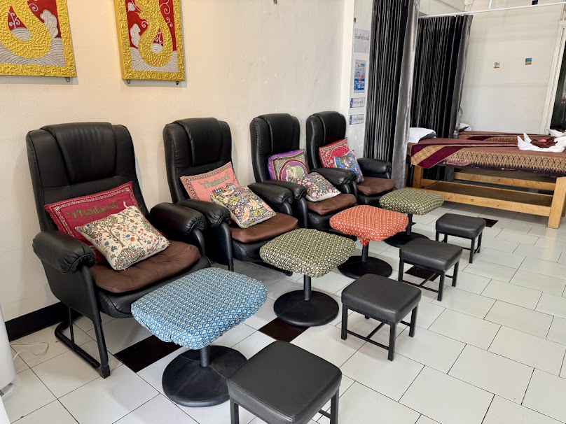Ananda Thai massage by อนันดา นวดเพื่อสุขภาพ