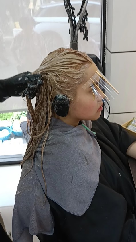 Anti hair salon アンティ - Hair Salon Silom - 3
