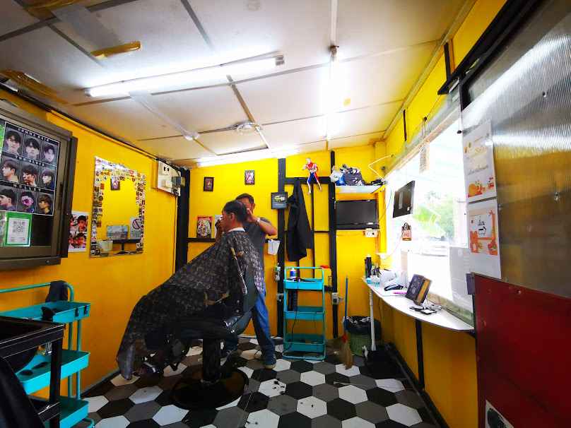 Aris Barber & Salon shop - 4