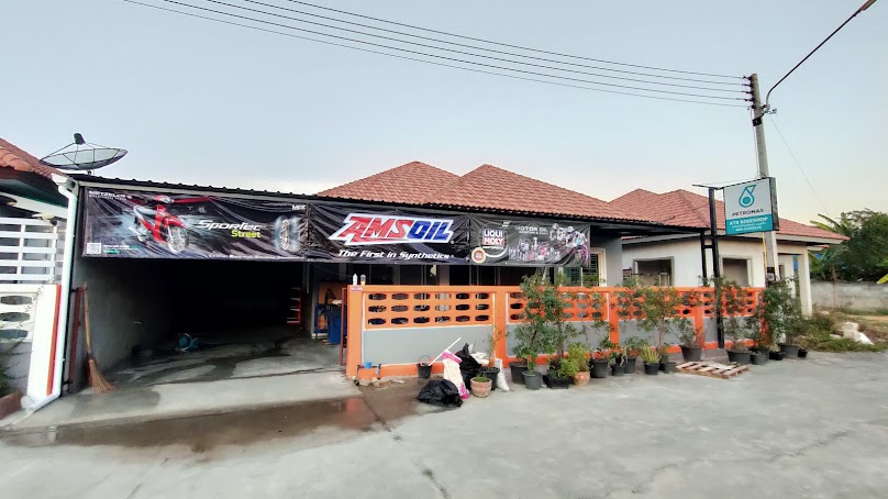 AT8 bike shop เอทีเอท ไบค์ ช๊อป แปดริ้ว - 2