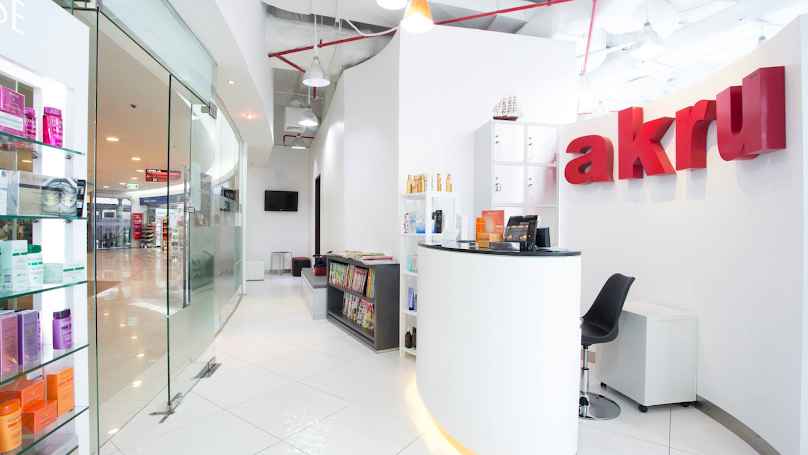 AURA Premium Hair Studio - 4