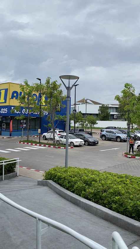 Auto1 Central Mahachai (ออโต้วัน เซ็นทรัล มหาชัย) - 3