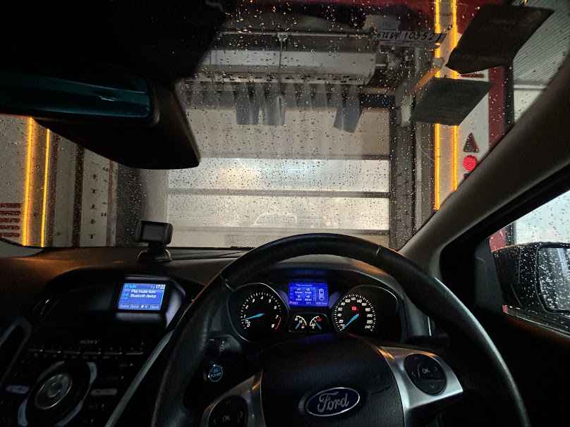 Autobot Carwash สาขาเจ็ดยอด