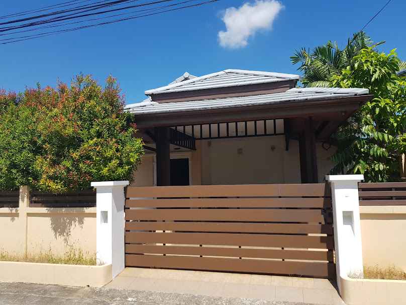 Badminton Villa